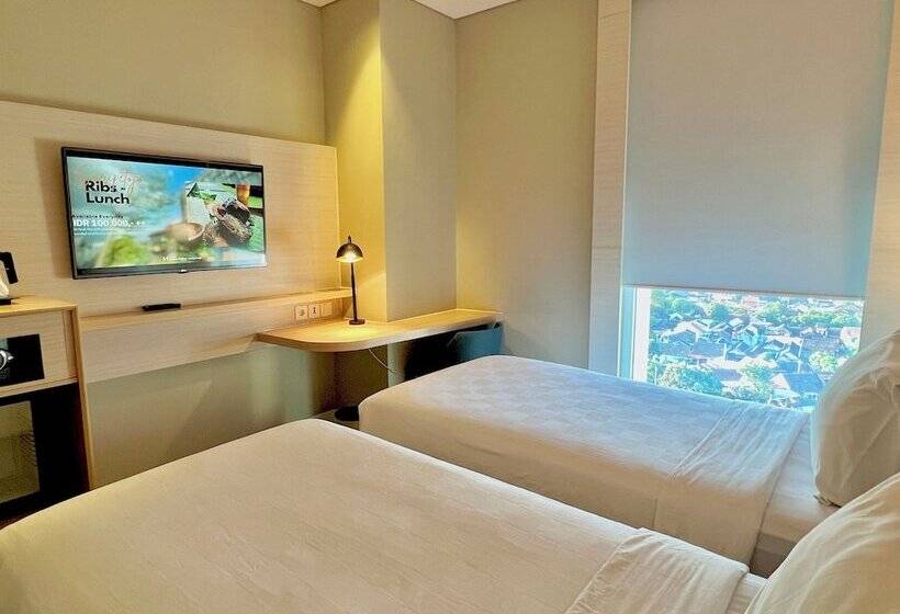 高级大房间, Swissbelinn Saripetojo Solo