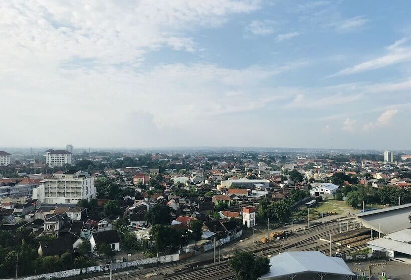 高级大房间, Swissbelinn Saripetojo Solo