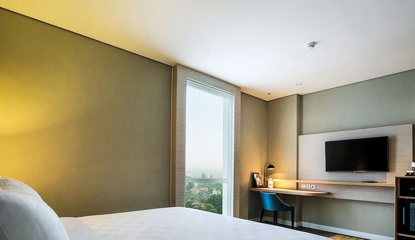 豪华房间, Swissbelinn Saripetojo Solo