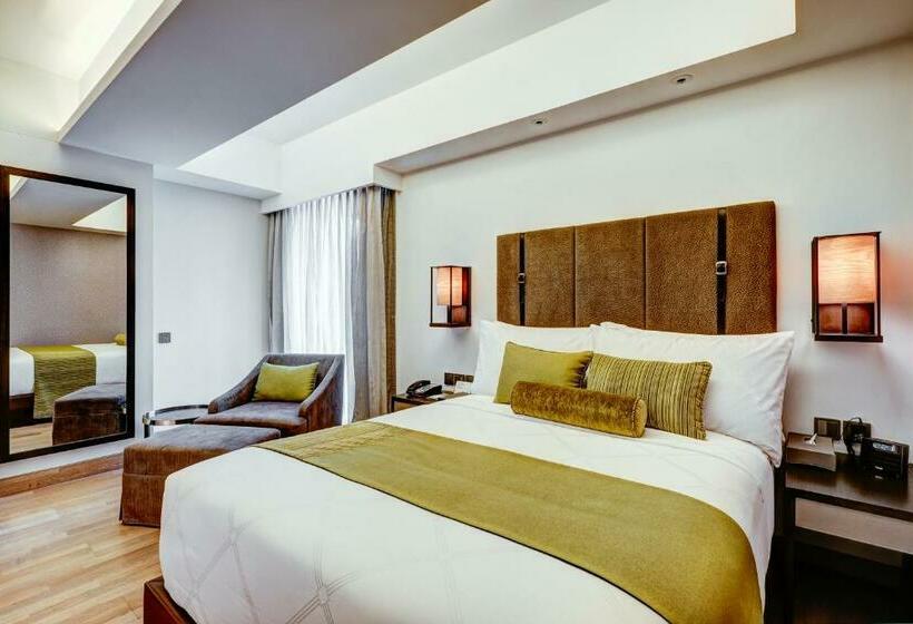 اتاق لوکس یک تخته, The Way Dhaka