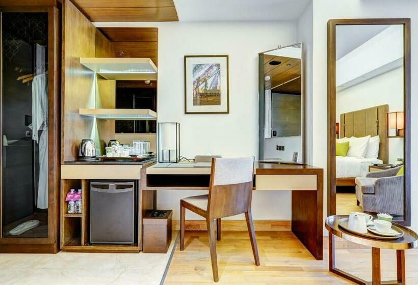 اتاق لوکس یک تخته, The Way Dhaka