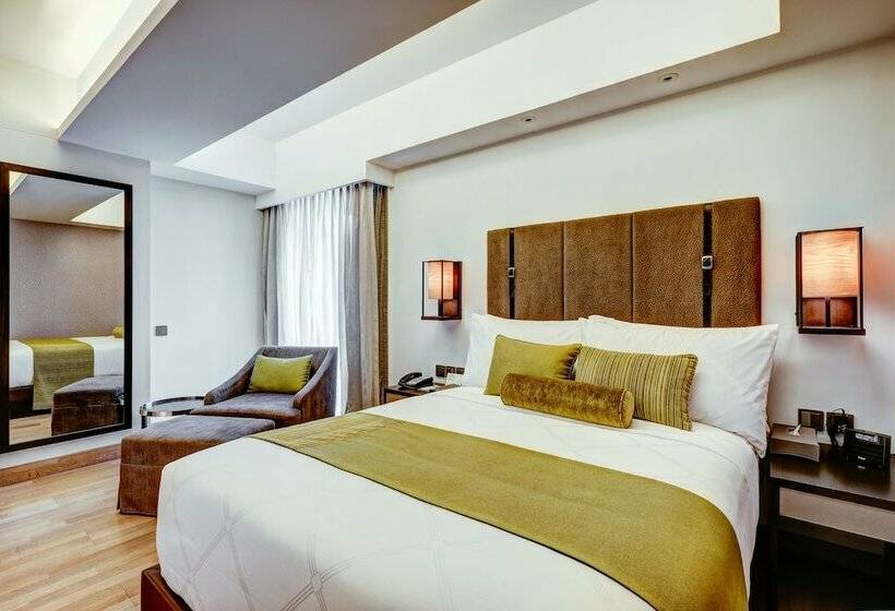 اتاق لوکس یک تخته, The Way Dhaka