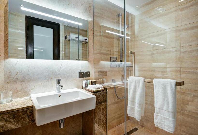 اتاق لوکس, The Way Dhaka