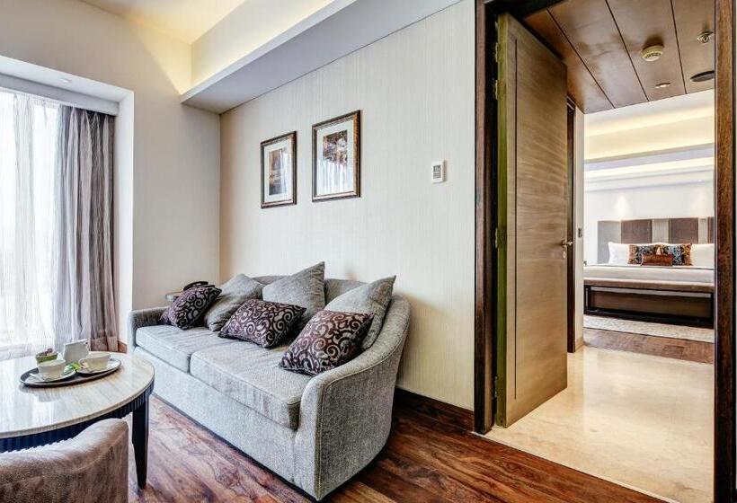 سوئیت پریمیوم, The Way Dhaka