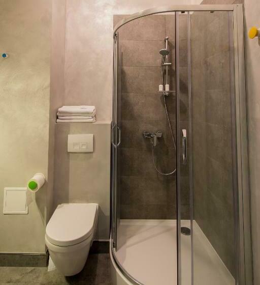 اتاق استاندارد, Vigo