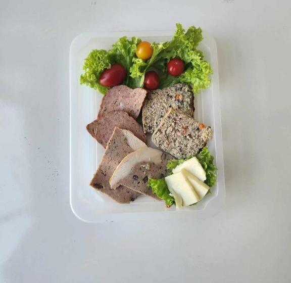 اتاق لوکس, Vigo