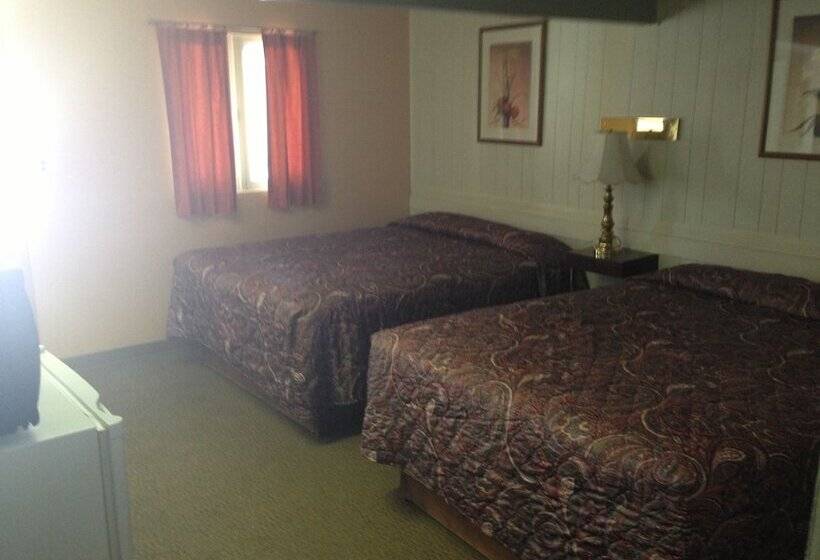 غرفه قياسيه سريرين مزدوجين, Jamestown Motel