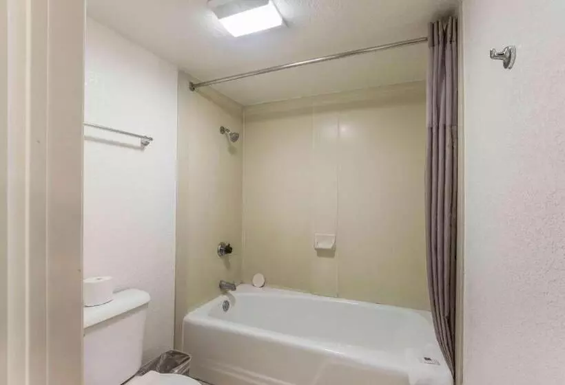 デラックスルーム, Motel 6 Hemet