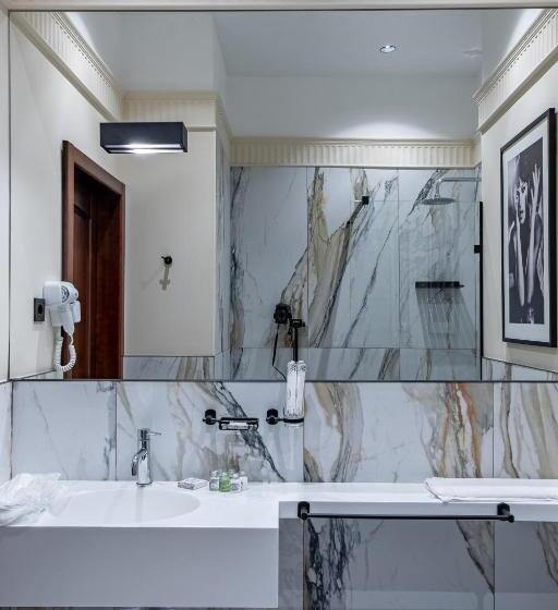 Standard Room, Resto Park традиція