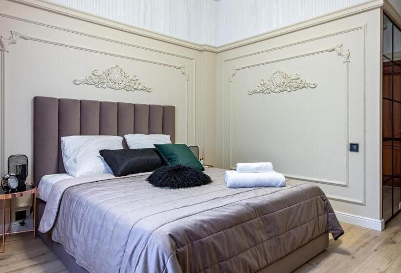 Standard Room, Resto Park традиція