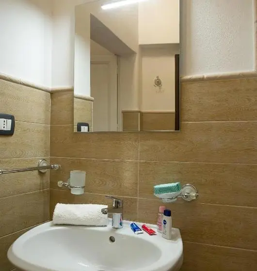 ４ベッドルームクラシックタイプ, B&b La Vista Sul Teatro