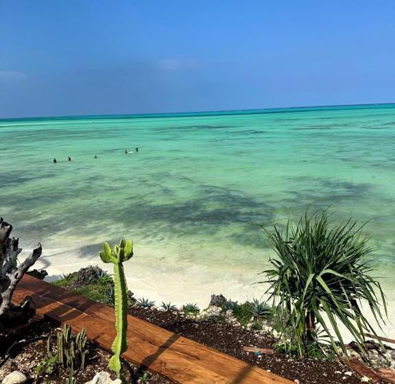 스위트 킹사이즈 침대, Be Zanzibar Boutique