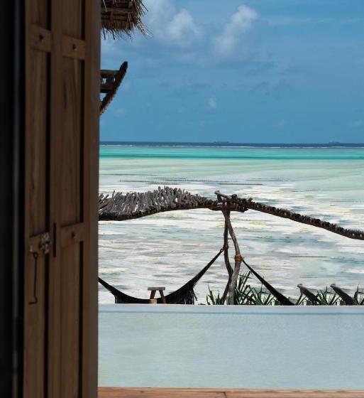 מיטת קינג בסוויטה, Be Zanzibar Boutique