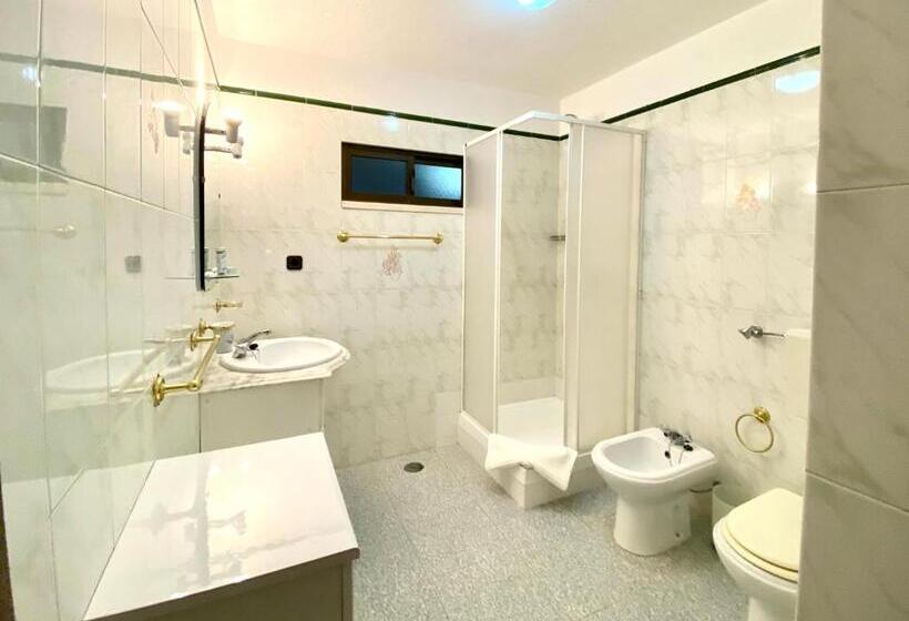 סוויטה נוף לבריכה, Casa Calidris   Bed, Wine & Breakfast