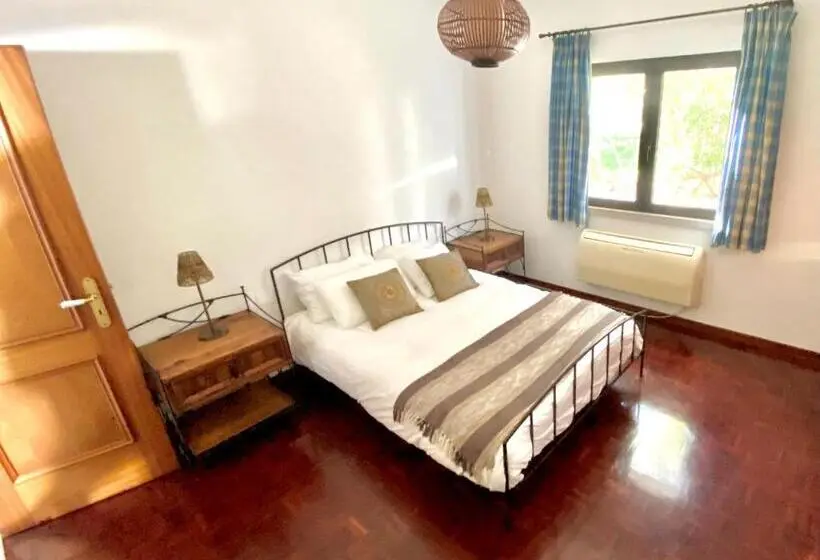 バス共有のスタンダードルーム, Casa Calidris Bed, Wine & Breakfast
