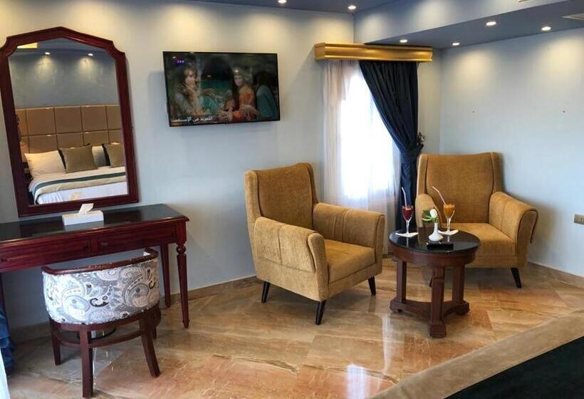 Deluxe room with river view, Holiday Nile Cairo