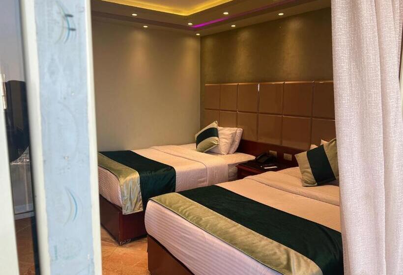 Deluxe room with river view, Holiday Nile Cairo