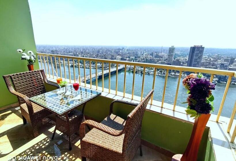 Deluxe room with river view, Holiday Nile Cairo