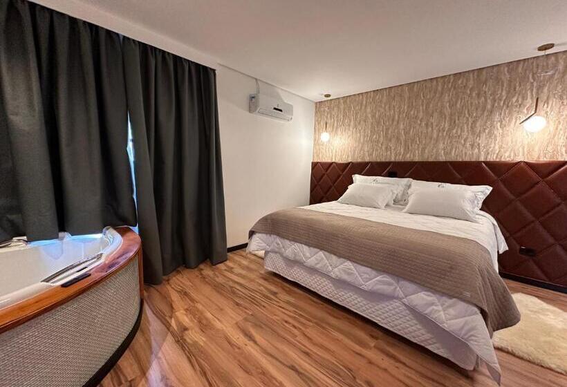 Люкс Deluxe Кровать Кинг, La Vie Pousada De Charme