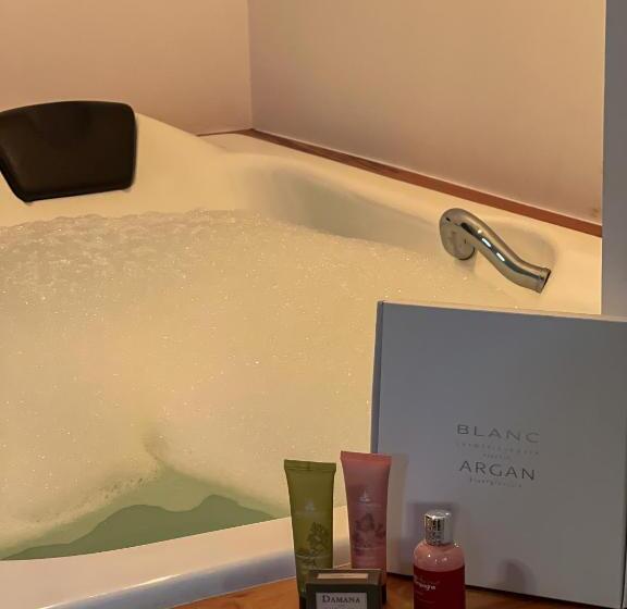 Люкс Deluxe Кровать Кинг, La Vie Pousada De Charme