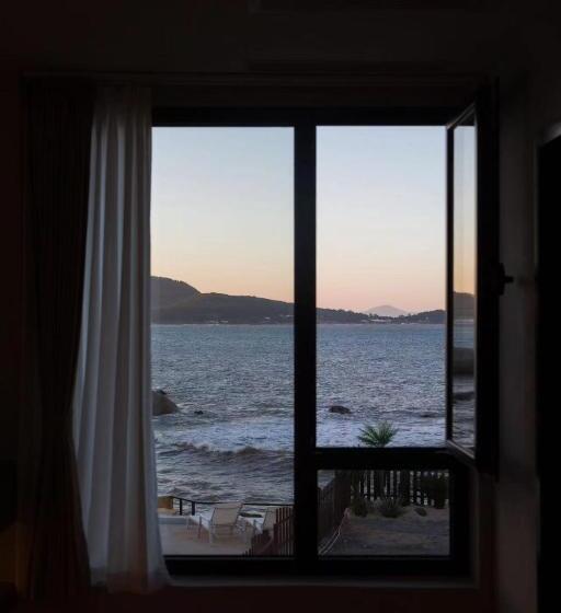 Номер Стандартный Кровать Куин, Moya Homestay  Qingdao Laoshan Scenic Area Yangkou Store