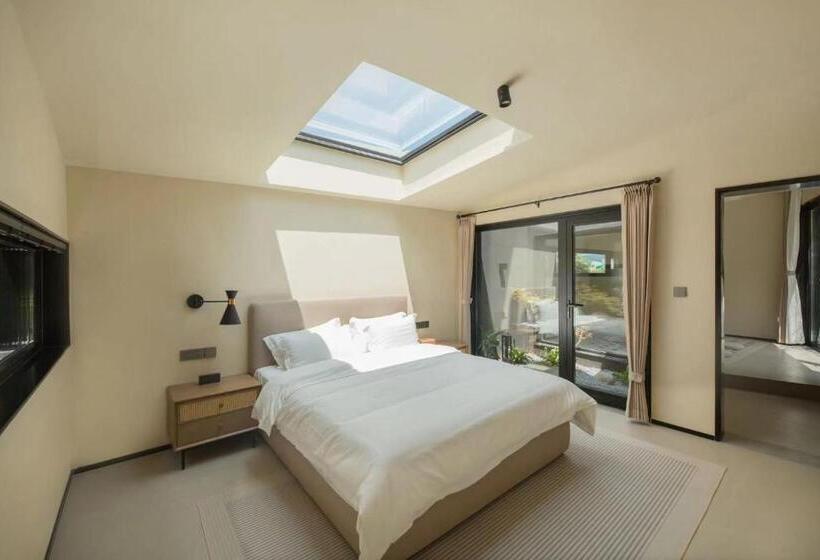 Family Suite, Moya Homestay  Qingdao Laoshan Scenic Area Yangkou Store