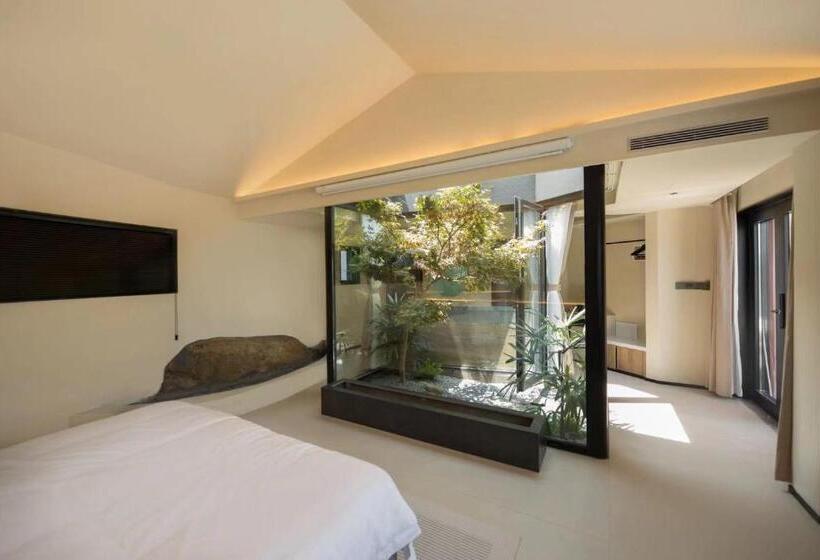 Стандартный Номер Кровать Кинг, Moya Homestay  Qingdao Laoshan Scenic Area Yangkou Store