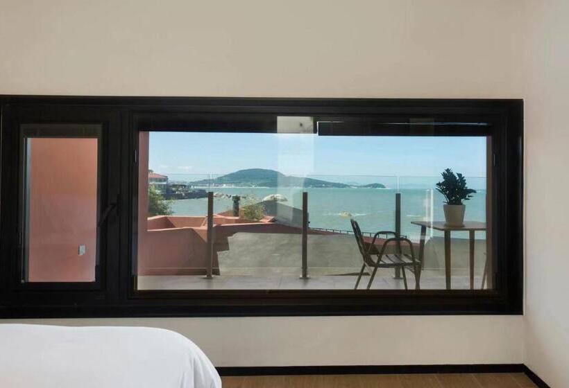 Номер Стандарт Вид на Море с Балконом, Moya Homestay  Qingdao Laoshan Scenic Area Yangkou Store