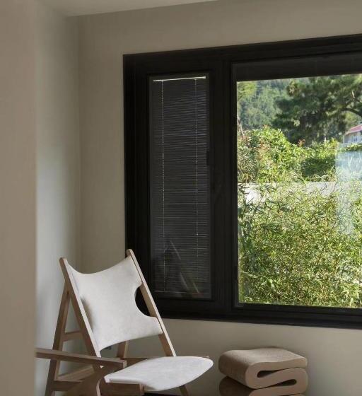 Люкс Кровать Кинг, Moya Homestay  Qingdao Laoshan Scenic Area Yangkou Store