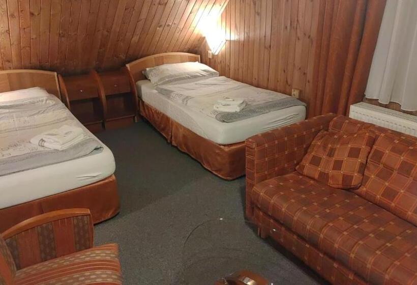 四人标准间, Schwarz