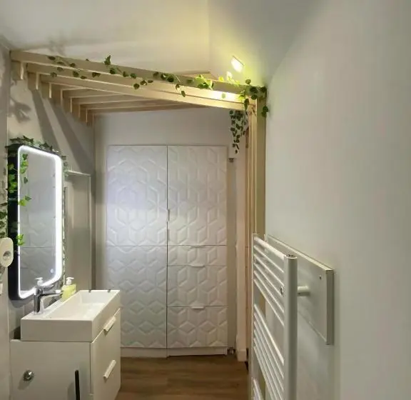 １ベッドルームのデラックスアパートメント, L Appart Hôtel 23ème Avenue   Spa Privatif   Love Room   Appartements à Thèmes