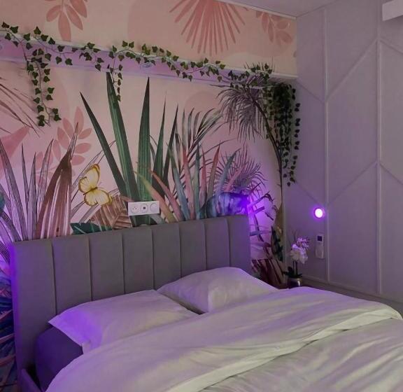 Апартаменты Deluxe 1 Спальня, L Appart Hôtel 23ème Avenue   Spa Privatif   Love Room   Appartements à Thèmes