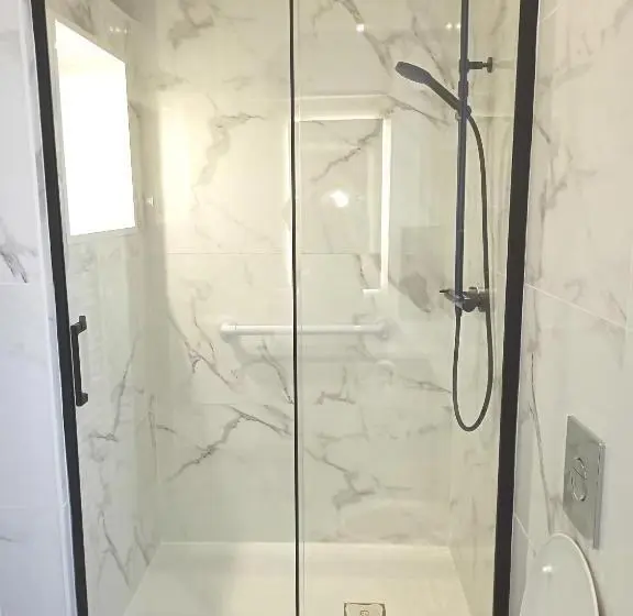 バルコニー付き１ベッドルームアパートメント, L Appart Hôtel 23ème Avenue   Spa Privatif   Love Room   Appartements à Thèmes