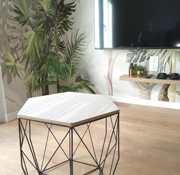 バルコニー付き１ベッドルームアパートメント, L Appart Hôtel 23ème Avenue   Spa Privatif   Love Room   Appartements à Thèmes