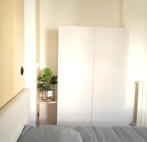 带1个卧室的高级公寓, L Appart Hôtel 23ème Avenue   Spa Privatif   Love Room   Appartements à Thèmes