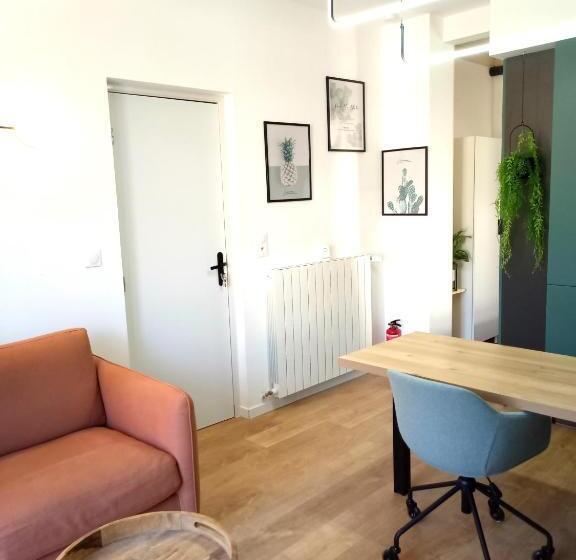 Апартаменты Superior 1 Спальня, L Appart Hôtel 23ème Avenue   Spa Privatif   Love Room   Appartements à Thèmes