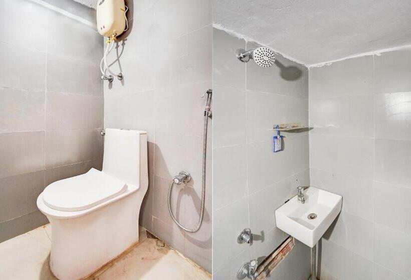 Трехместный Номер Классика, Oyo Ramdev Hotel & Guest House