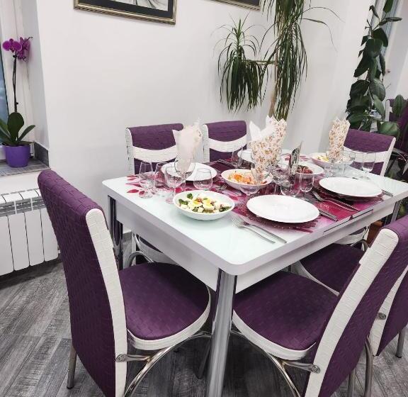 اتاق استاندارد سه نفره, бутик хотел ресторант брасери и релакс зона сажитариус