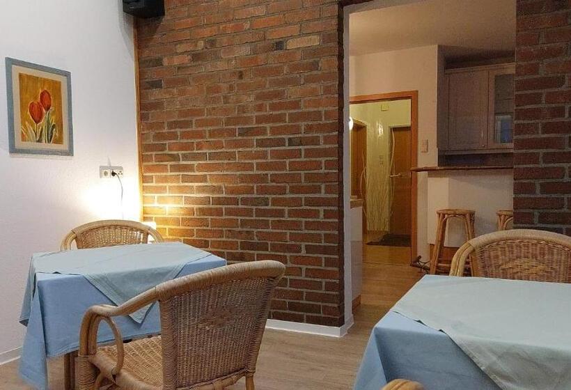 스탠다드 룸 가든 전망, Pension Britta