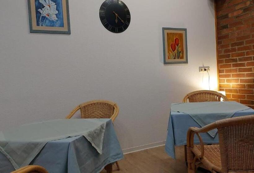 기본룸, Pension Britta