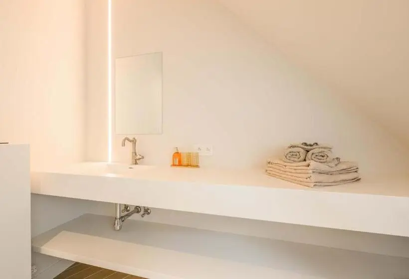 اتاق لوکس, B&b Logie Jolie
