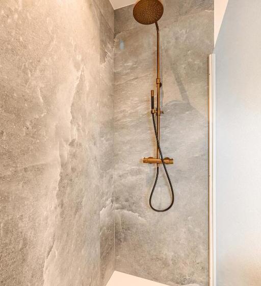 اتاق لوکس, B&b Logie Jolie