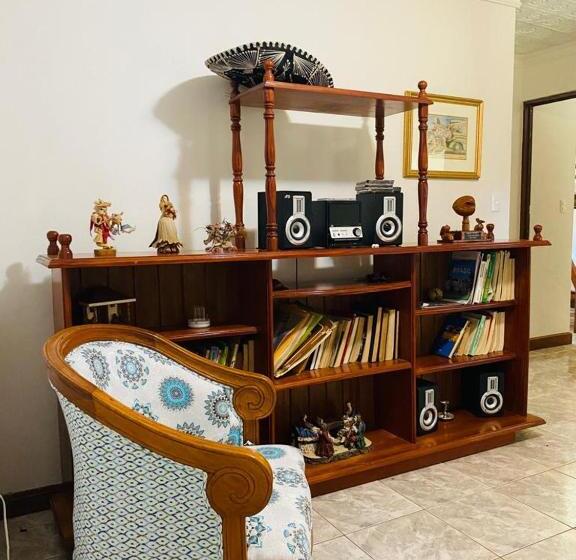 غرفة إقتصادية, Casa Mano De Tigre