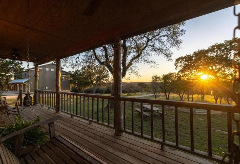 Дом 2 Спальни, Inn At Sunset Mill Ranch