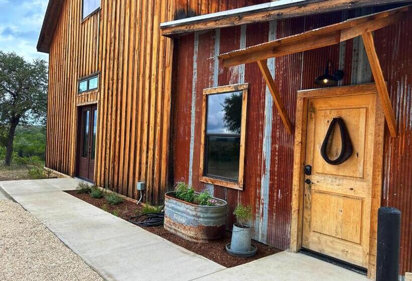 Люкс Кровать Кинг, Inn At Sunset Mill Ranch