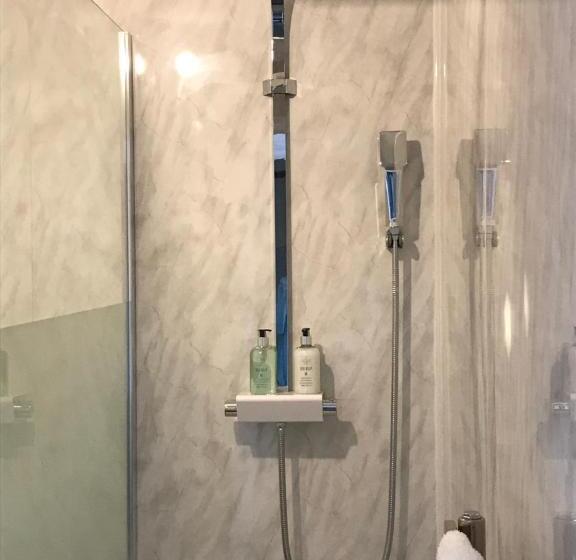 スーペリアールーム, The Drey