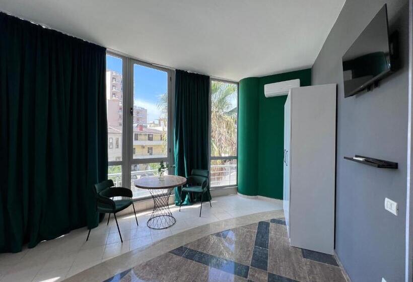 اتاق استاندارد, Cactus Apartments