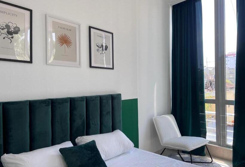 اتاق استاندارد, Cactus Apartments