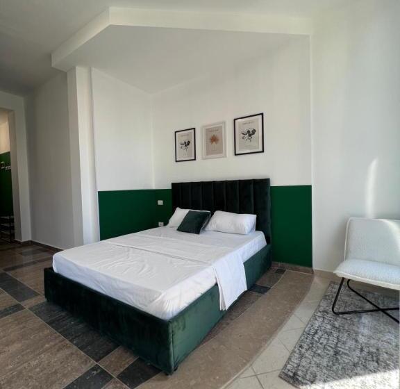اتاق استاندارد, Cactus Apartments
