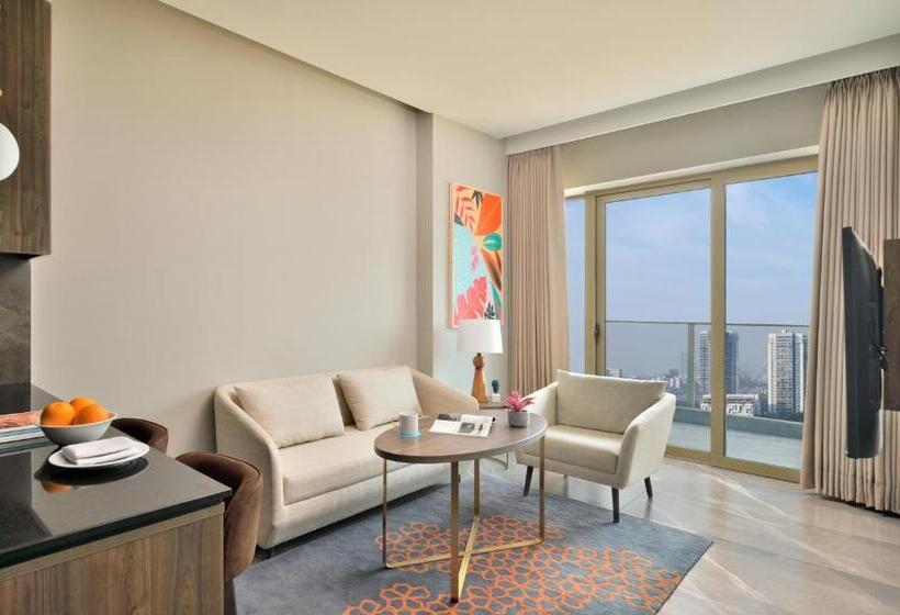 Executive Kamer, Citadines Paras Square Gurugram